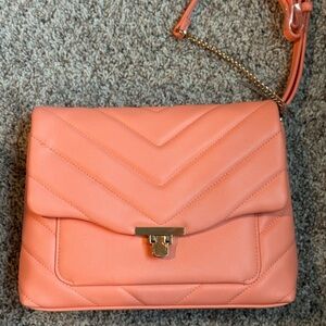 Elegant Preach/CoralQuilted Shoulder Bag